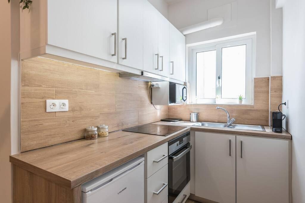 Koukaki Stylish Studio เอเธนส์ ภายนอก รูปภาพ